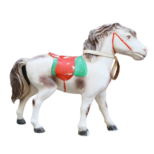 http://lestoilesblanches.com/cdn/shop/products/cheval_lestoilesblanches.jpg?v=1663056273