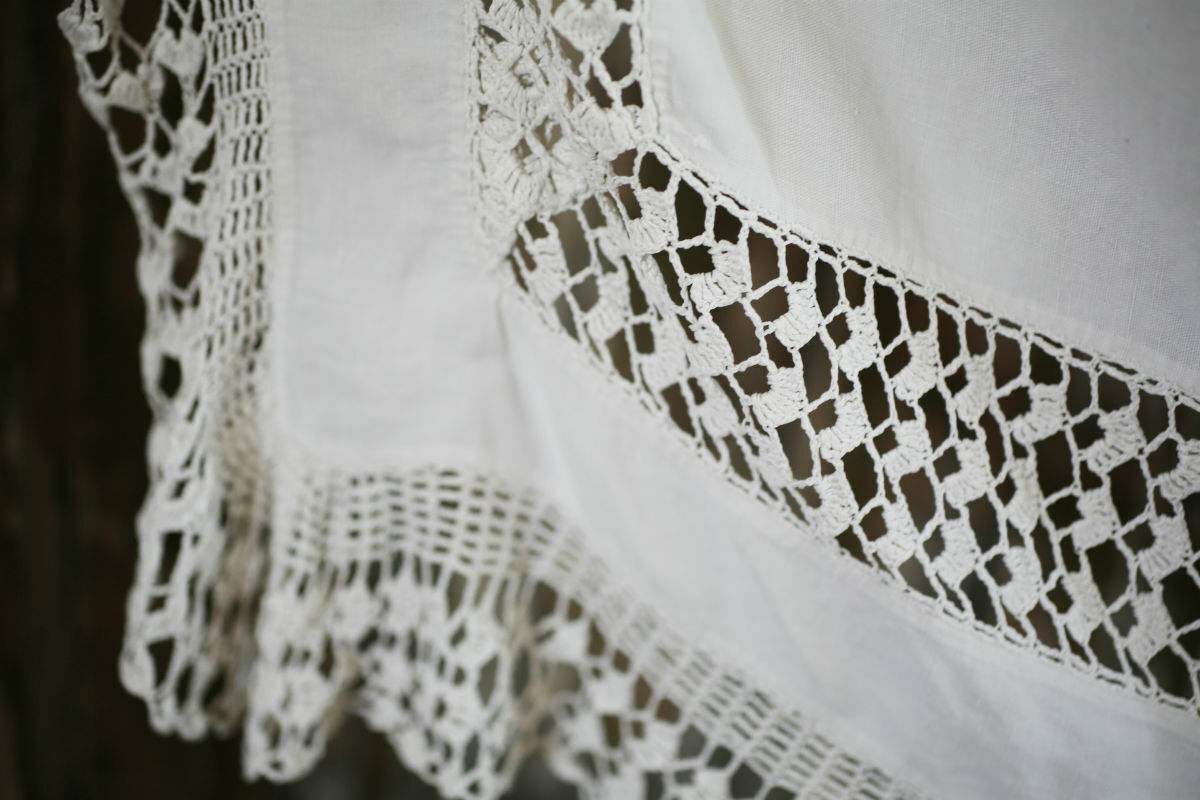 Antique French fine LINEN coffee table TABLECLOTH LACE CROCHET c1900