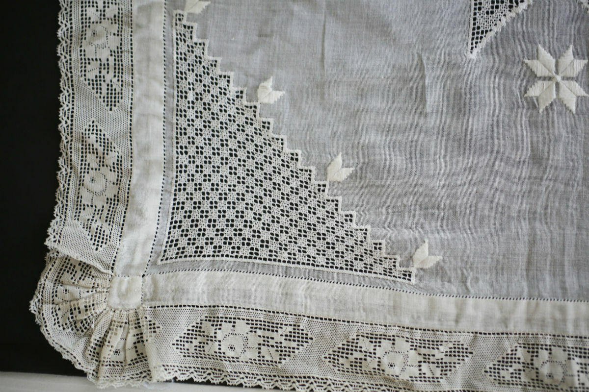 Antique French woman BRIDE star handkerchief LACE c1900