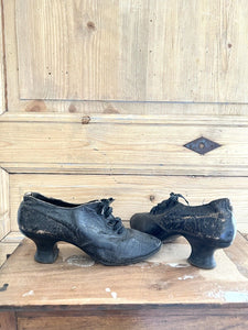 Edwardian French pair woman shoes BLACK LEATHER bobine heel WORN c1850