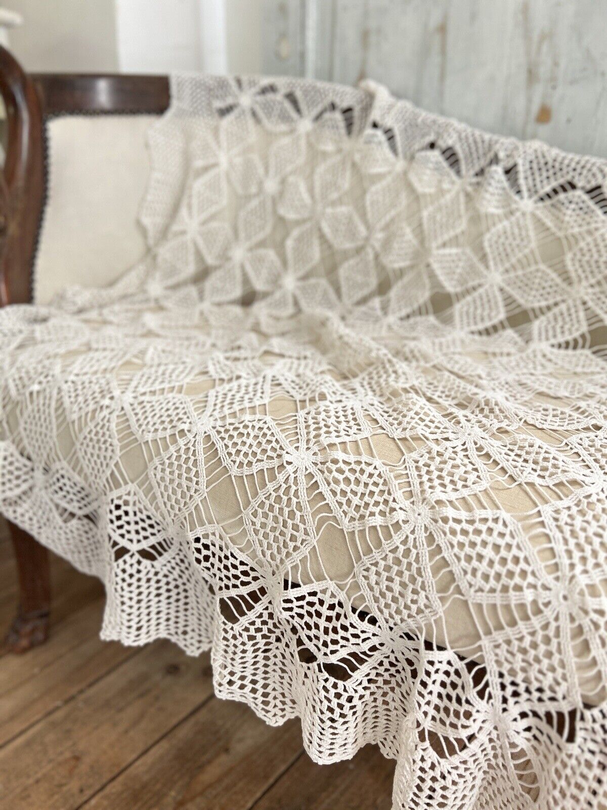 Vintage French FILET LACE textile TABLECLOTH bedspread c1930