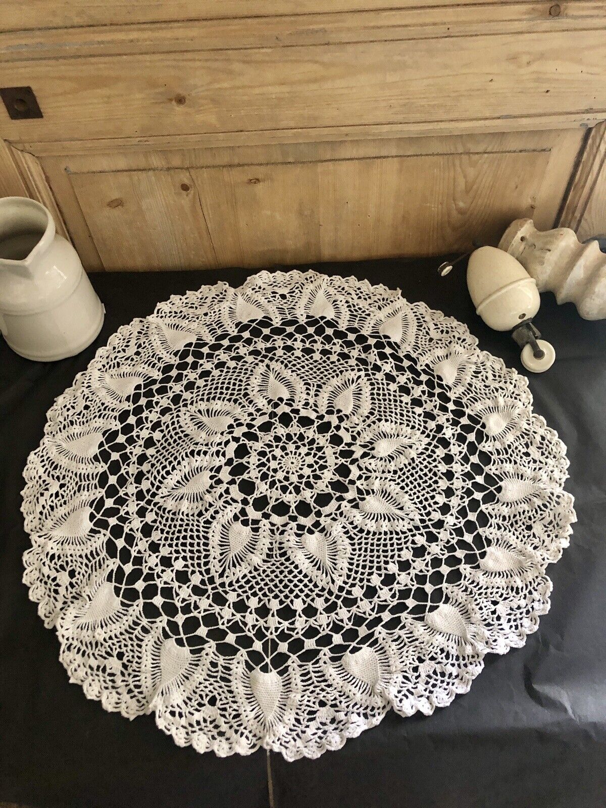 Antique French FILET LACE doily floral ROSETTE decor c1920