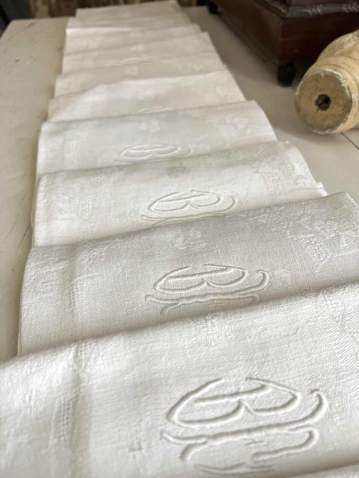 COMPLETE SET 12 Art Deco French DAMASK LINEN NAPKINS openworks BC mono c1930