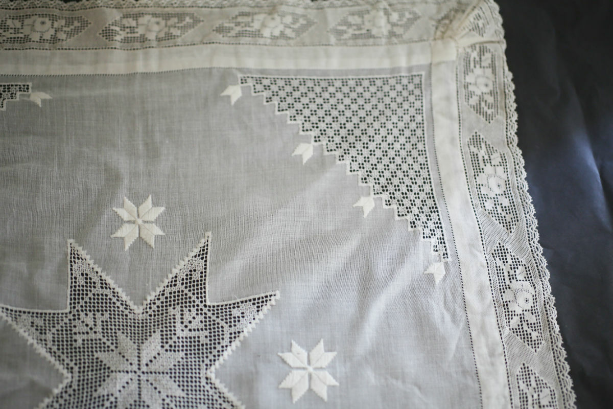 Antique French woman BRIDE star handkerchief LACE c1900