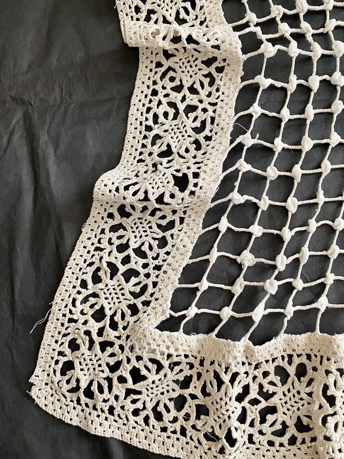 Vintage French filet lace DOILY cotton napperon net c1930