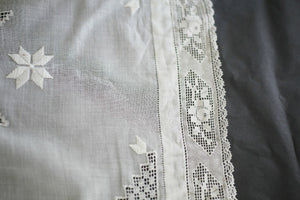 Antique French woman BRIDE star handkerchief LACE c1900