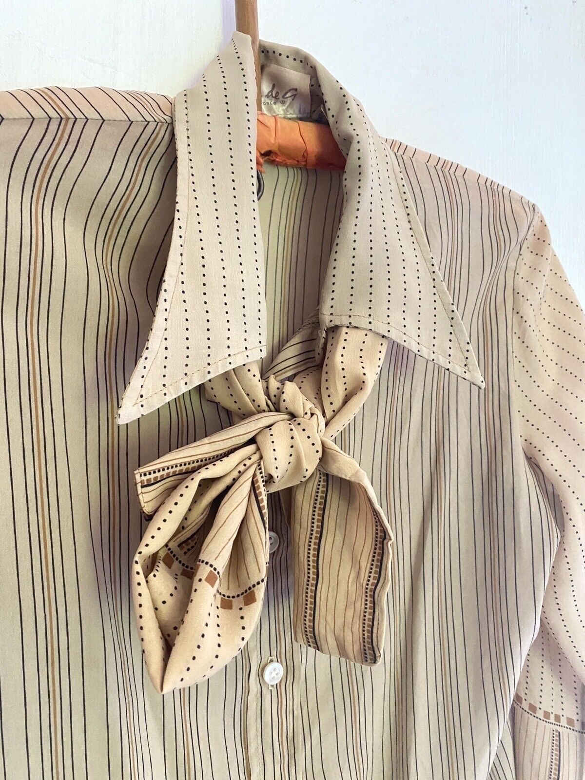 Vintage French woman LAVALLIERE BLOUSE BEIGE acetate STRIPES c1970