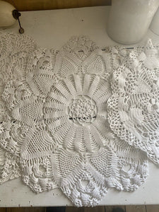 SET 3 round French HEAVY cotton FILET LACE DOILIES mat c1950