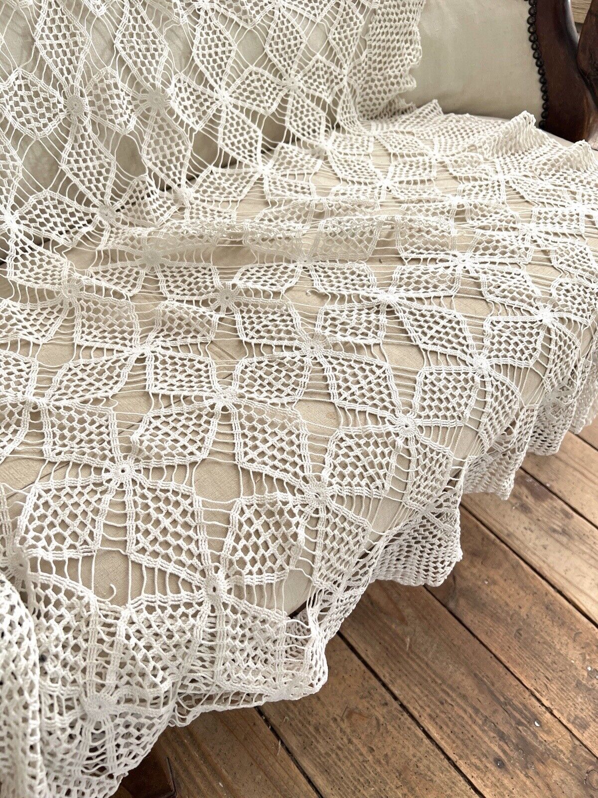 Vintage French FILET LACE textile TABLECLOTH bedspread c1930