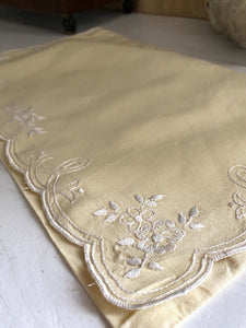 Vintage French cotton EMBROIDERED LINGERIE BAG festons  c1930