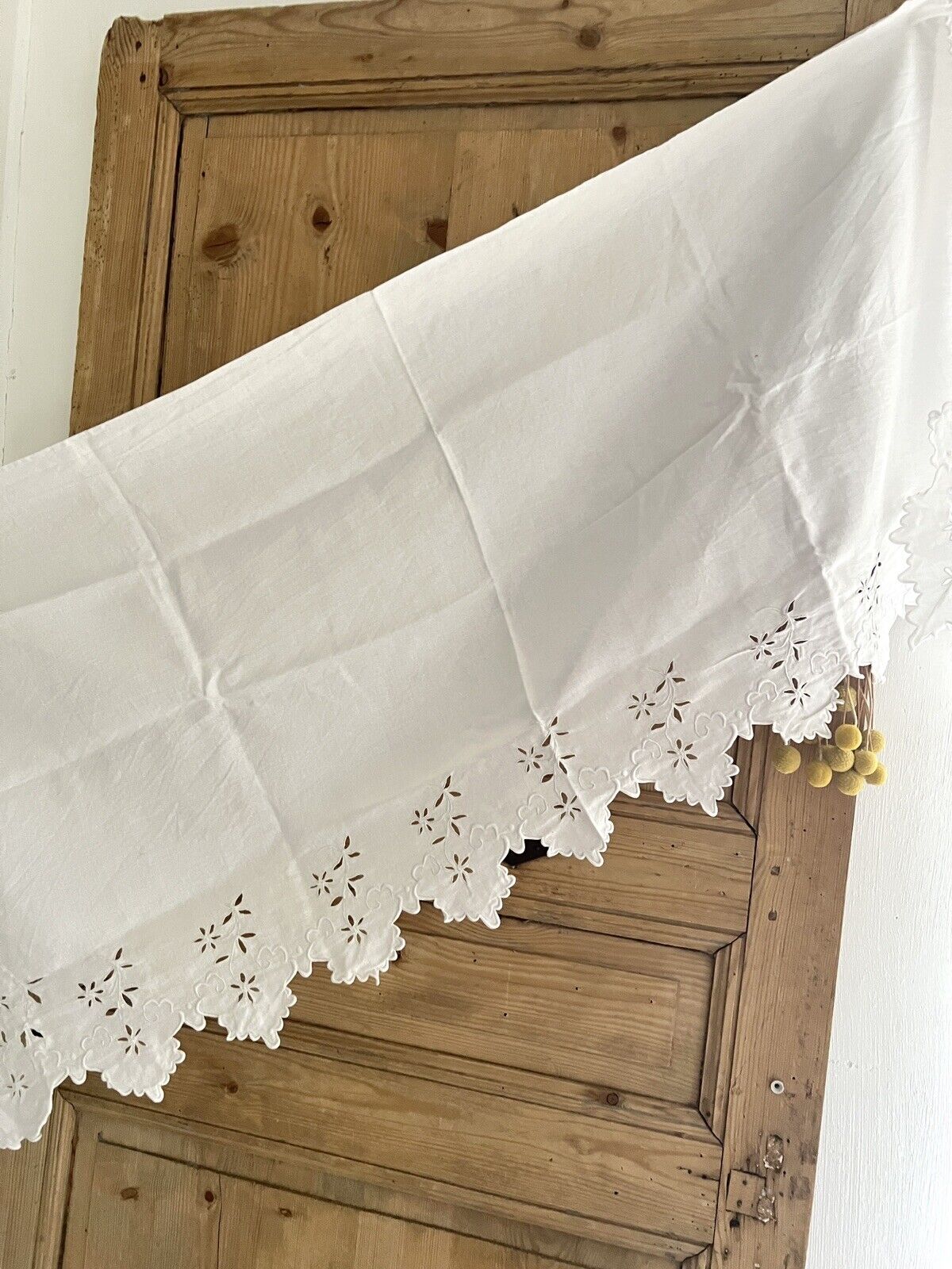 Antique French linen embroidered VALANCE MANTELPIECE FESTONS eyelet c1900