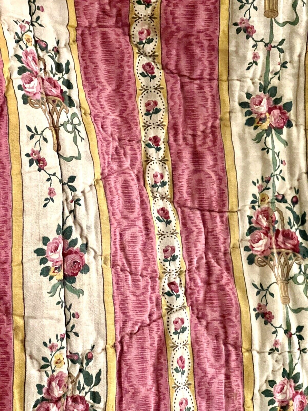 XL antique French LARGE floral QUILT piqué de Marseille PINK ROSES NDIENNE c1880