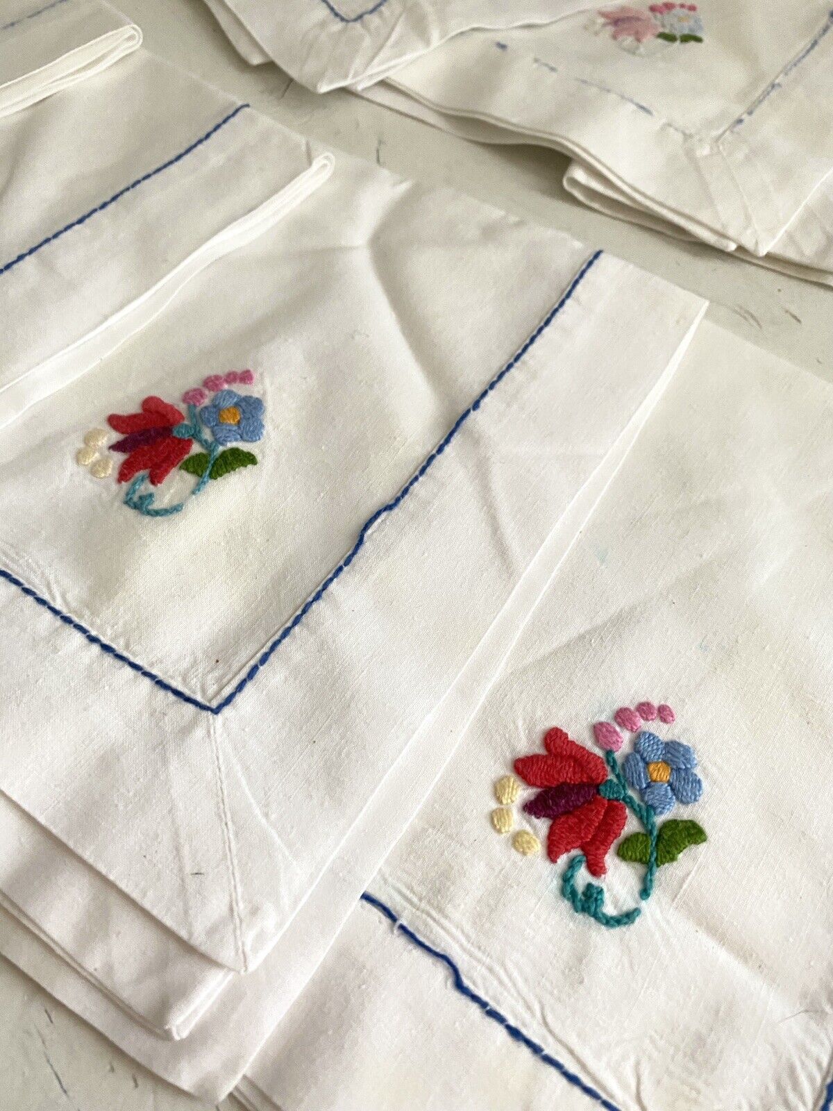 Set 8 vintage French cotton TEA NAPKINS FLORAL embroideries shabby chic c1950