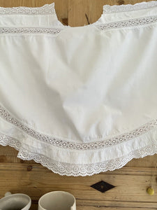 Vintage French LITURGIC VALANCE mantelpiece cotton EYELET LACE entredeux c1950