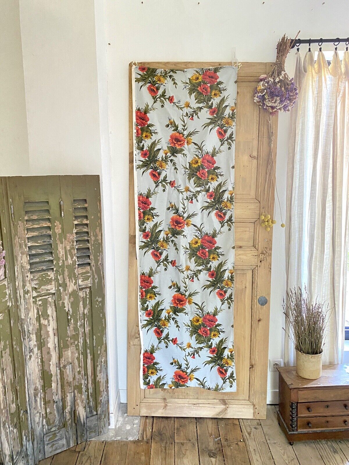 Vintage French cotton GRAND TEINT CURTAIN large scale floral design c1950