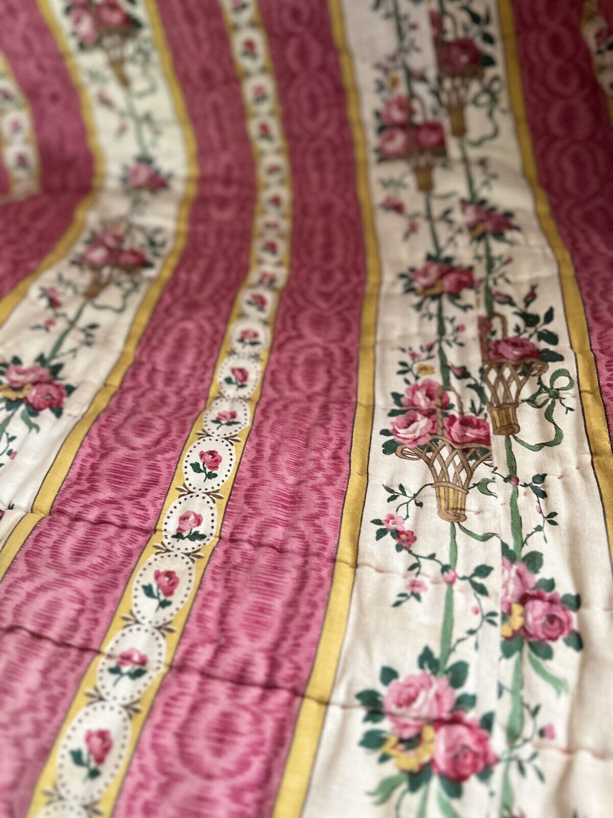 XL antique French LARGE floral QUILT piqué de Marseille PINK ROSES NDIENNE c1880