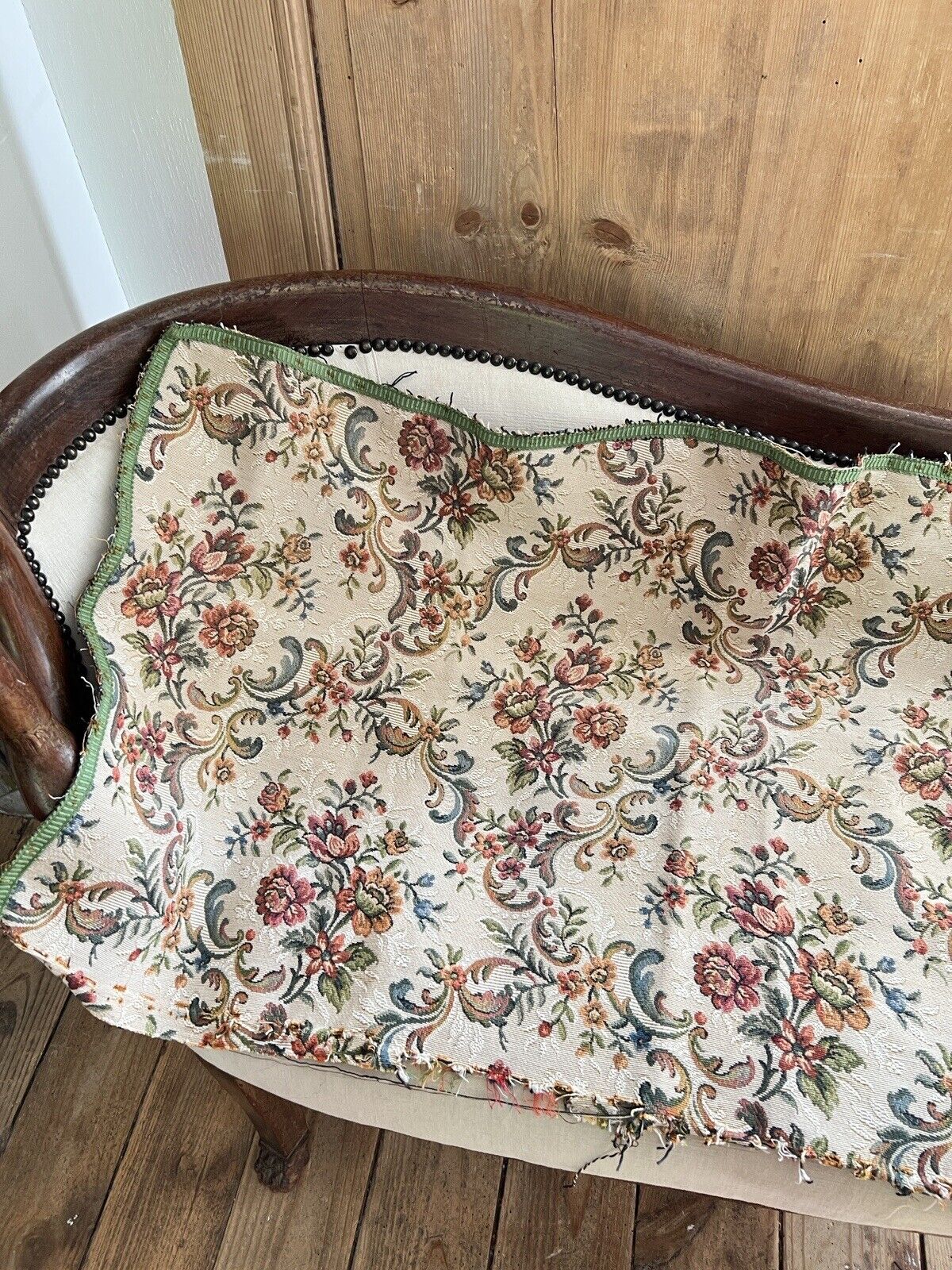 Vintage French DAMASK cotton SOFA cover floral bouquets c1950