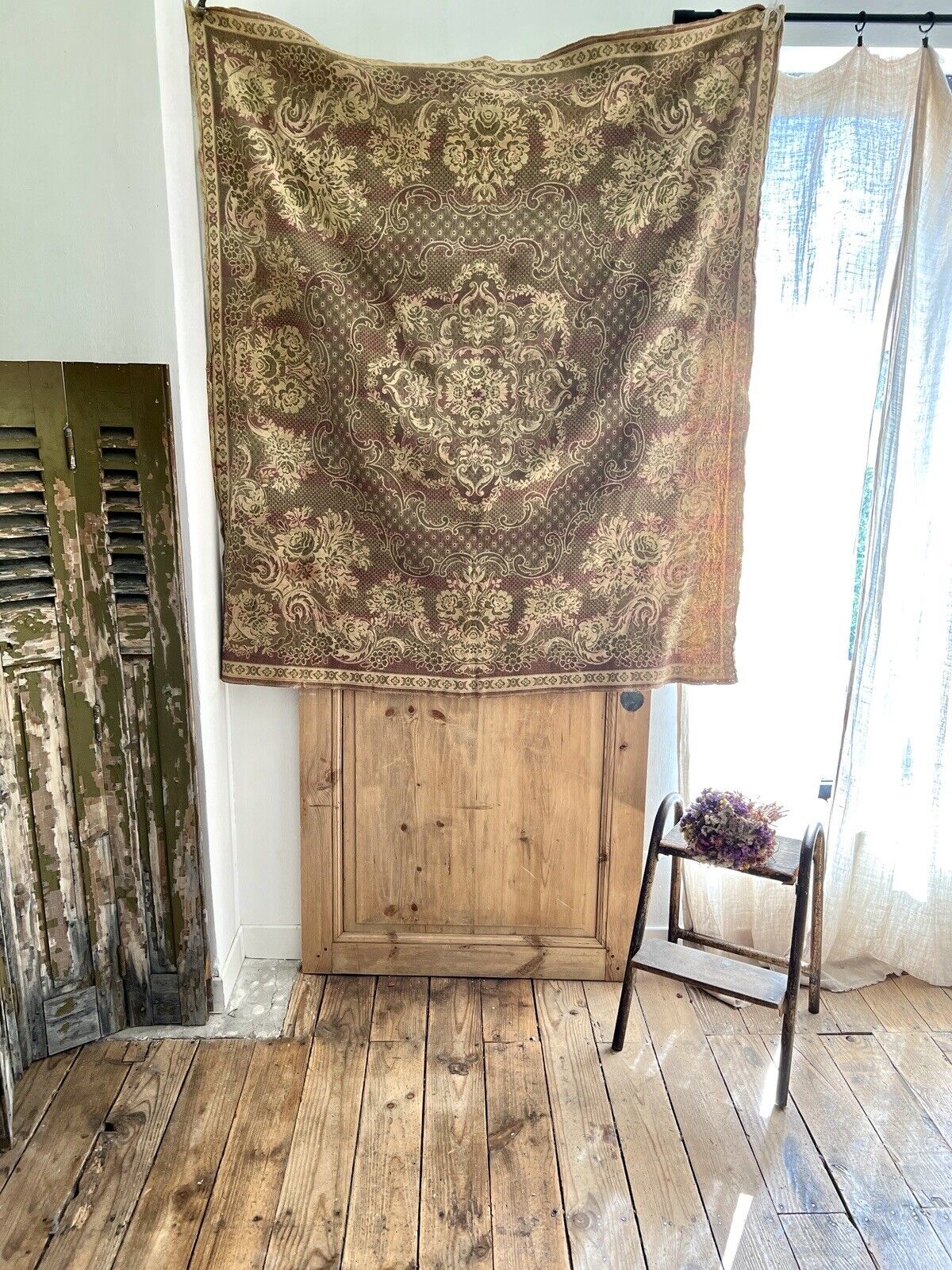 Antique French FLORAL cotton WALL HANGING tapestry ARABESQUES medaillon c1900