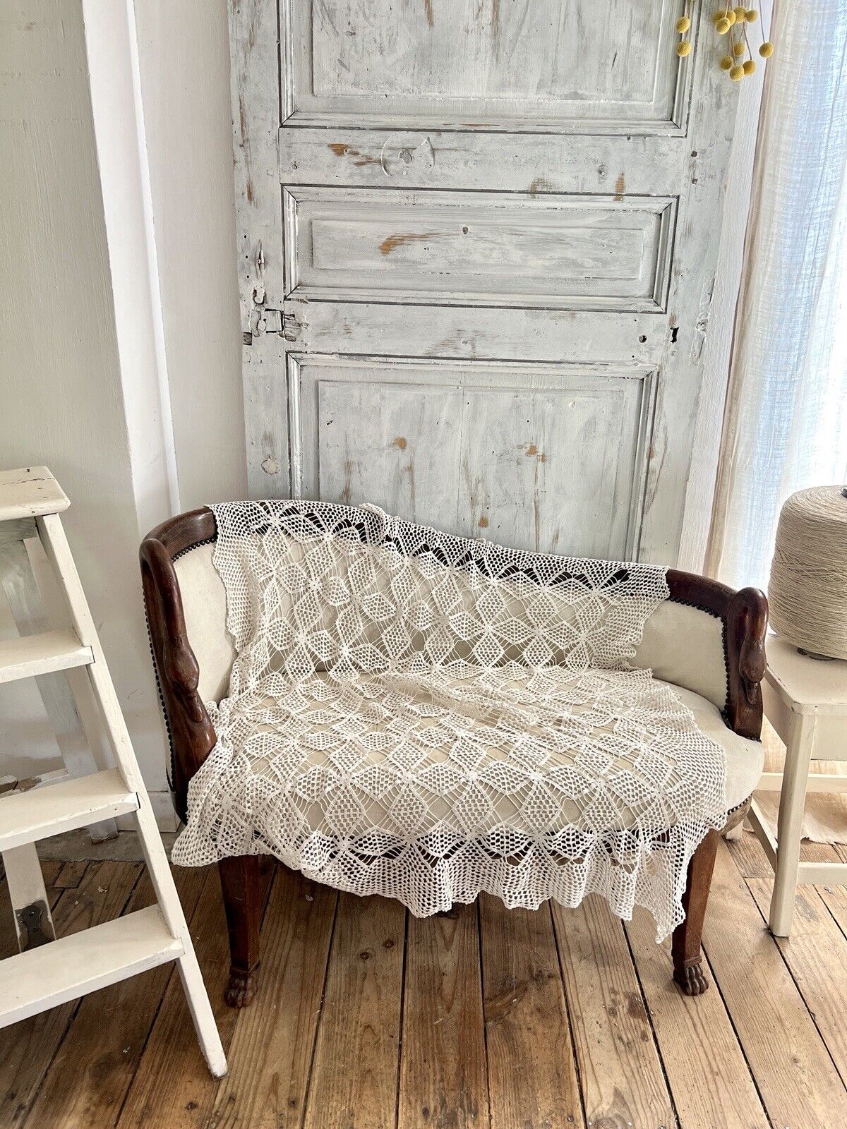 Vintage French FILET LACE textile TABLECLOTH bedspread c1930