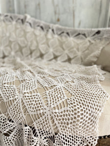 Vintage French FILET LACE textile TABLECLOTH bedspread c1930