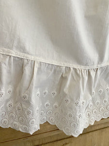 Vintage French service APRON work wear cotton BRODERIE ANGLAISE c1950