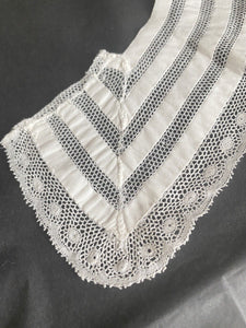 Antique French VAL LACE COLLAR c1930