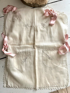 Victorian French UNUSED child SET coton apron and silk cap c1880