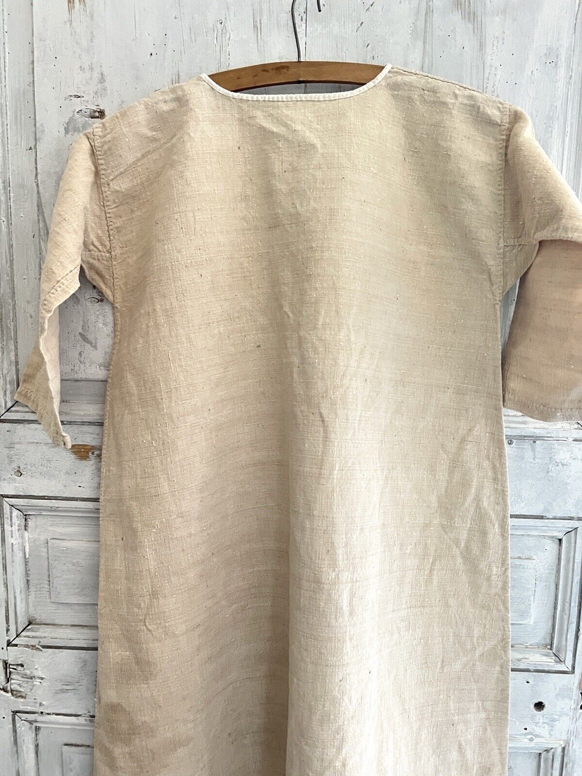 Rare PRIMITIVE unused French heavy oatmeal LINEN nightshirt MB mono c1820