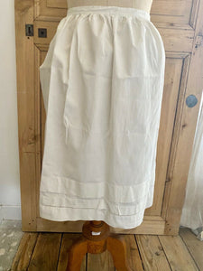 Vintage French service PINTUCKS POPLIN COTTON APRON work wear openworks c1930