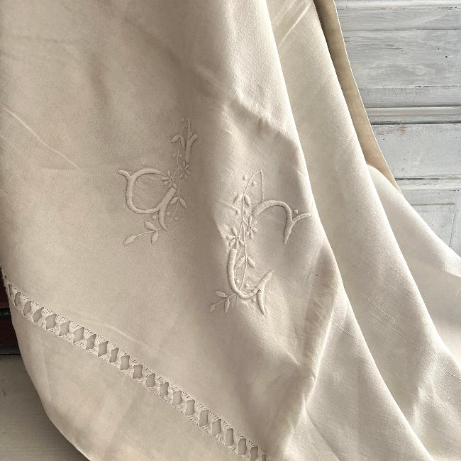 Drap ancien en fil de lin monogramme JC c1880