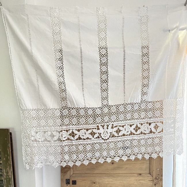 Superbe drap EM , broderie Richelieu réalisé main, toile lin fin - Passion de blanc Superbe drap EM , broderie Richelieu réalisé main, toile lin fin - Passion de blanc